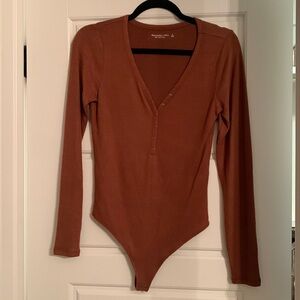 Abercrombie rust colored bodysuit